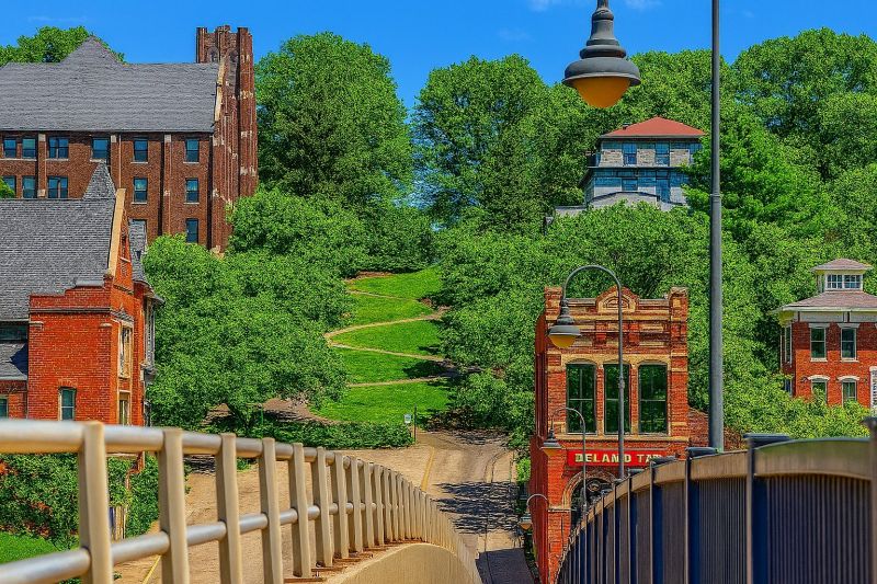 Local Concrete Mudjacking in Burlington, IA