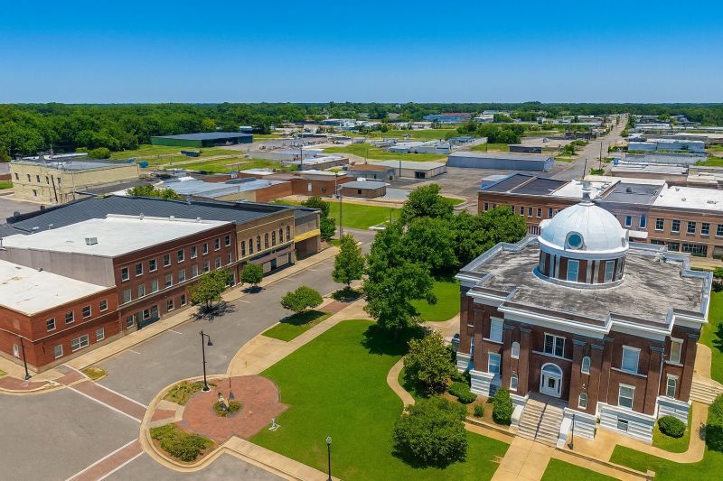 Local Poly Lifting in Dyersburg, TN