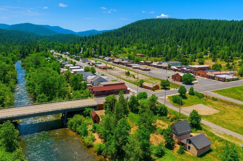 Local Poly Lifting in Colfax, CA