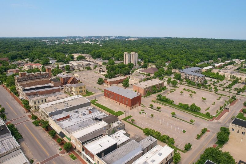 Local Poly Lifting in Manhattan, KS