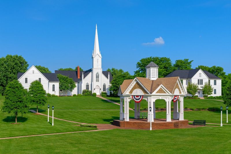 Local Sidewalk Leveling in Aurora, OH
