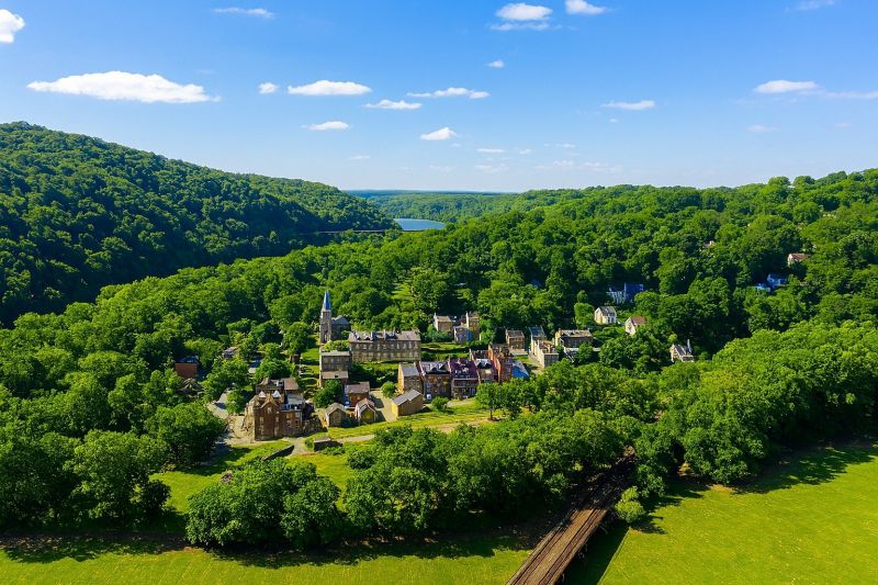 Local Sidewalk Leveling in Falls Church, VA